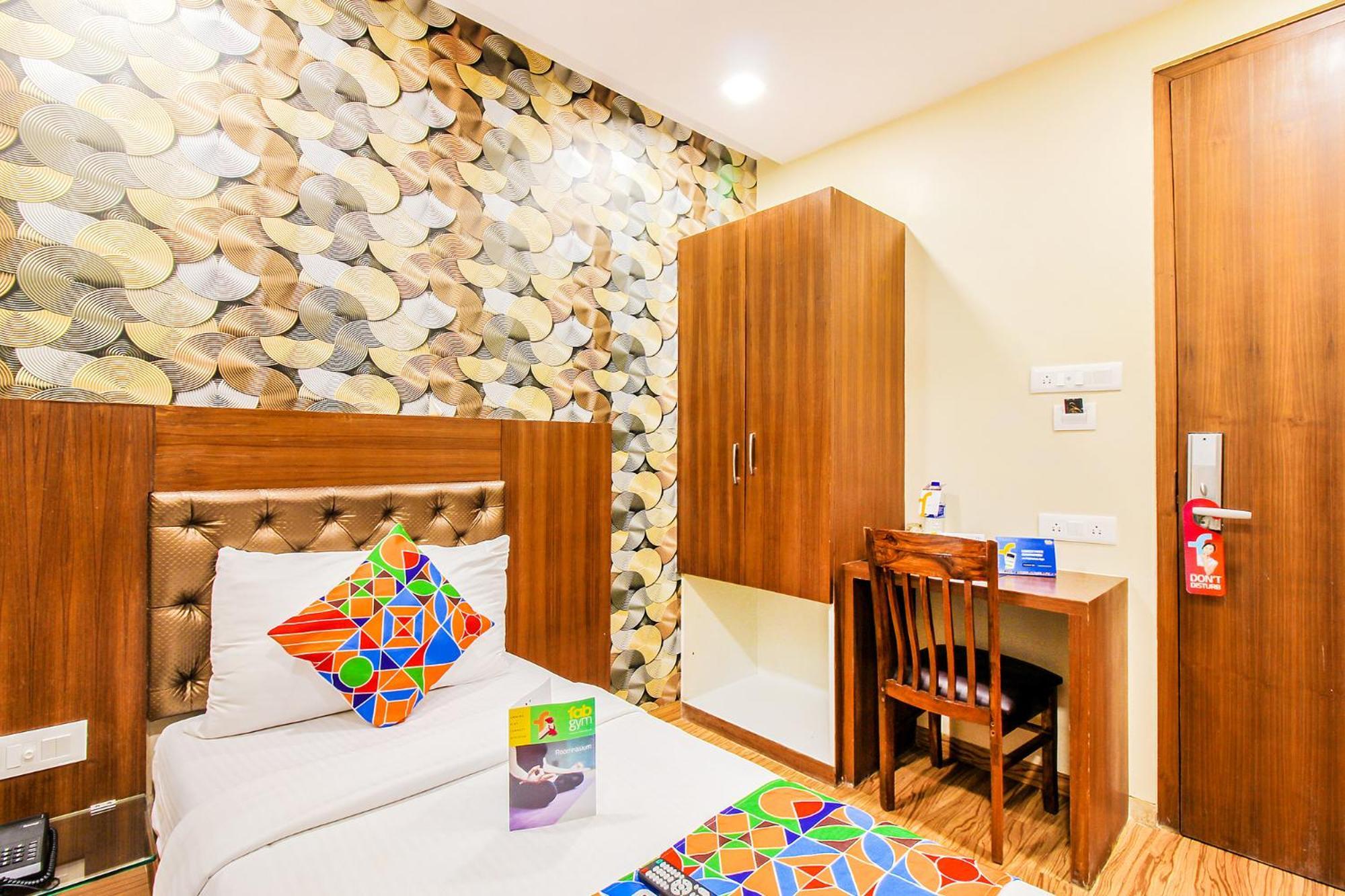 Fabhotel Arton Suite - Nr Mumbai International Airport ภายนอก รูปภาพ