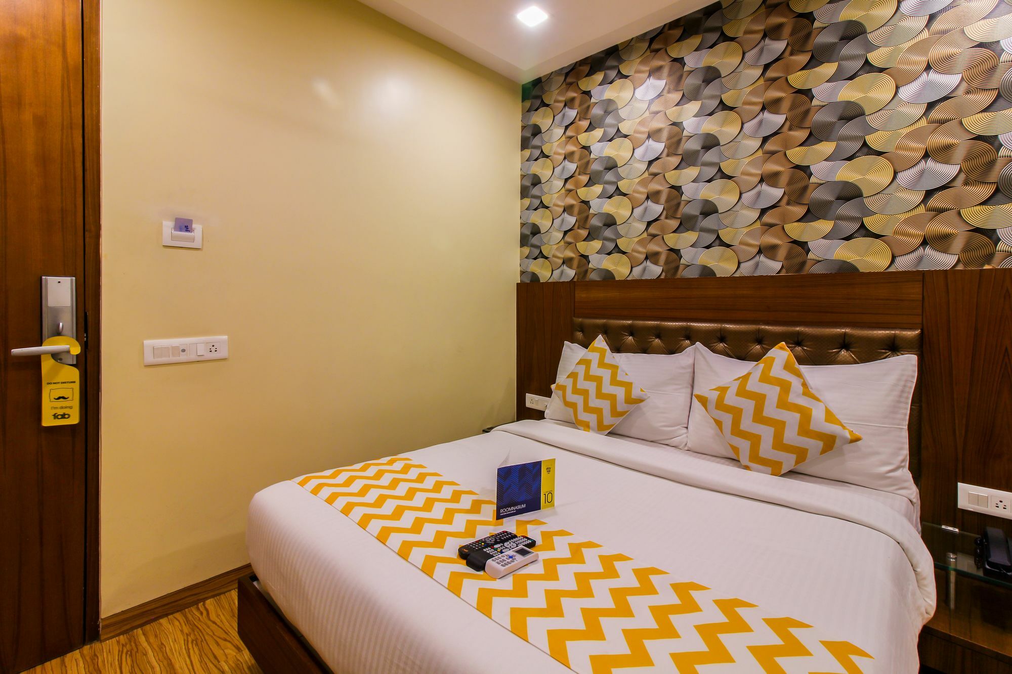 Fabhotel Arton Suite - Nr Mumbai International Airport ภายนอก รูปภาพ